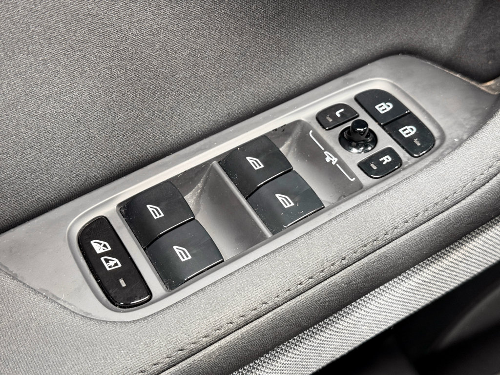 Used 2021 Polestar Polestar 2 AWD/4WD image 7