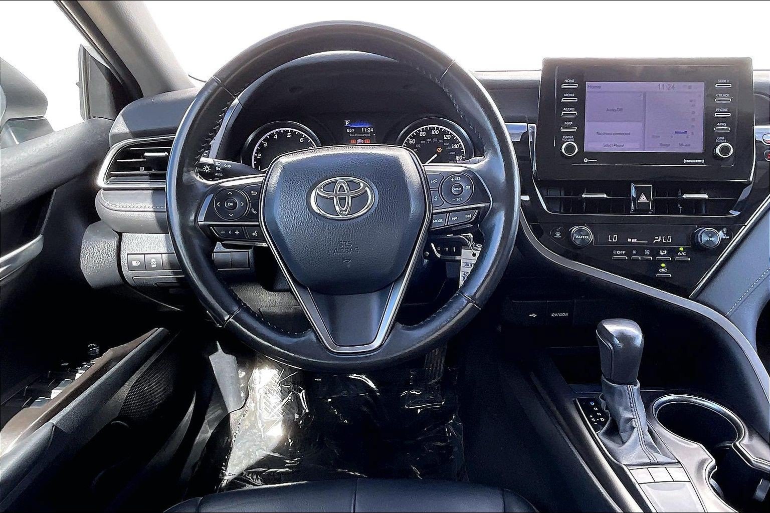 Used 2024 Toyota Camry SE FWD image 6
