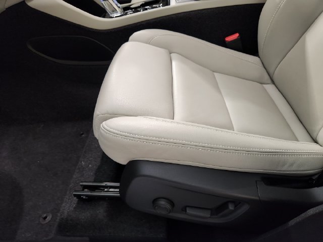 Certified 2026 Volvo XC40 B5 Ultra w/ Protection Package Premier AWD/4WD image 25