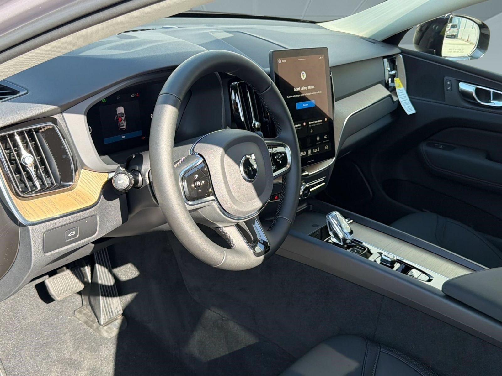 New 2026 Volvo XC60 B5 Plus w/ Climate Package AWD/4WD image 4