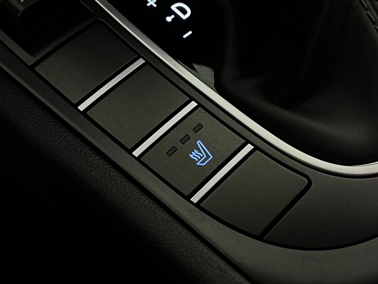 Used 2026 Hyundai Kona SEL Sport FWD image 19