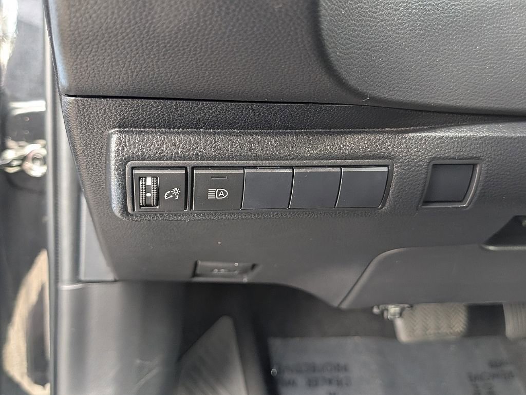 Used 2020 Toyota Corolla XSE w/ Body Protection Package FWD image 28