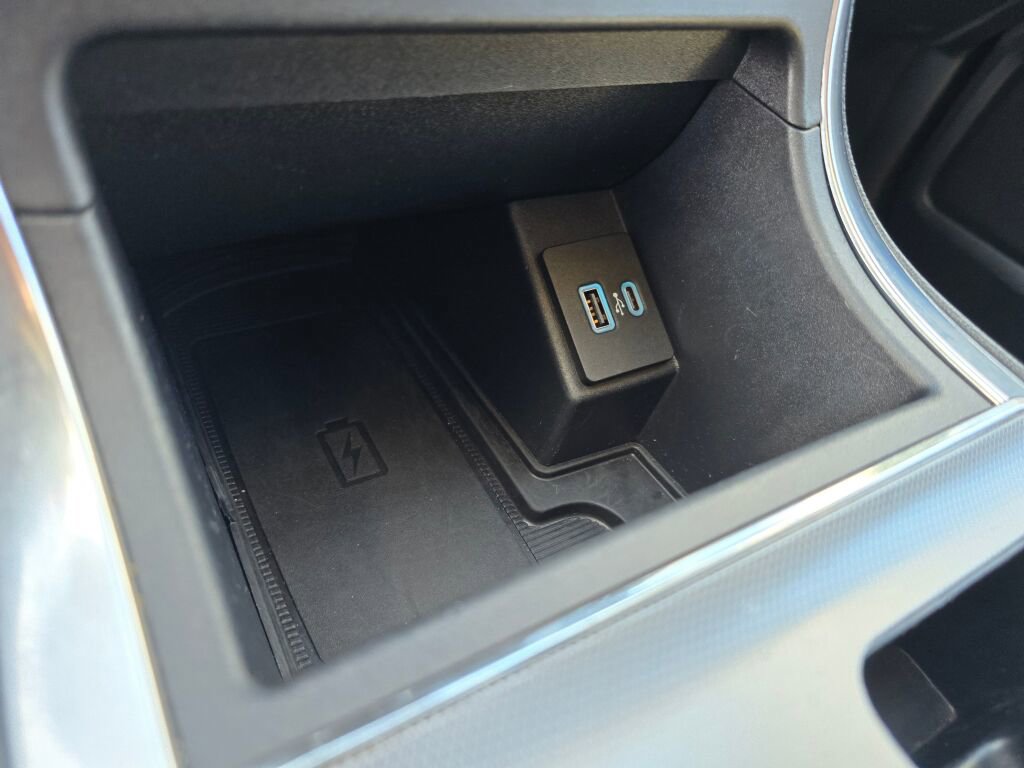 Used 2022 Ford Edge Titanium image 28