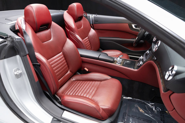 Used 2013 Mercedes-Benz SL 550 image 11
