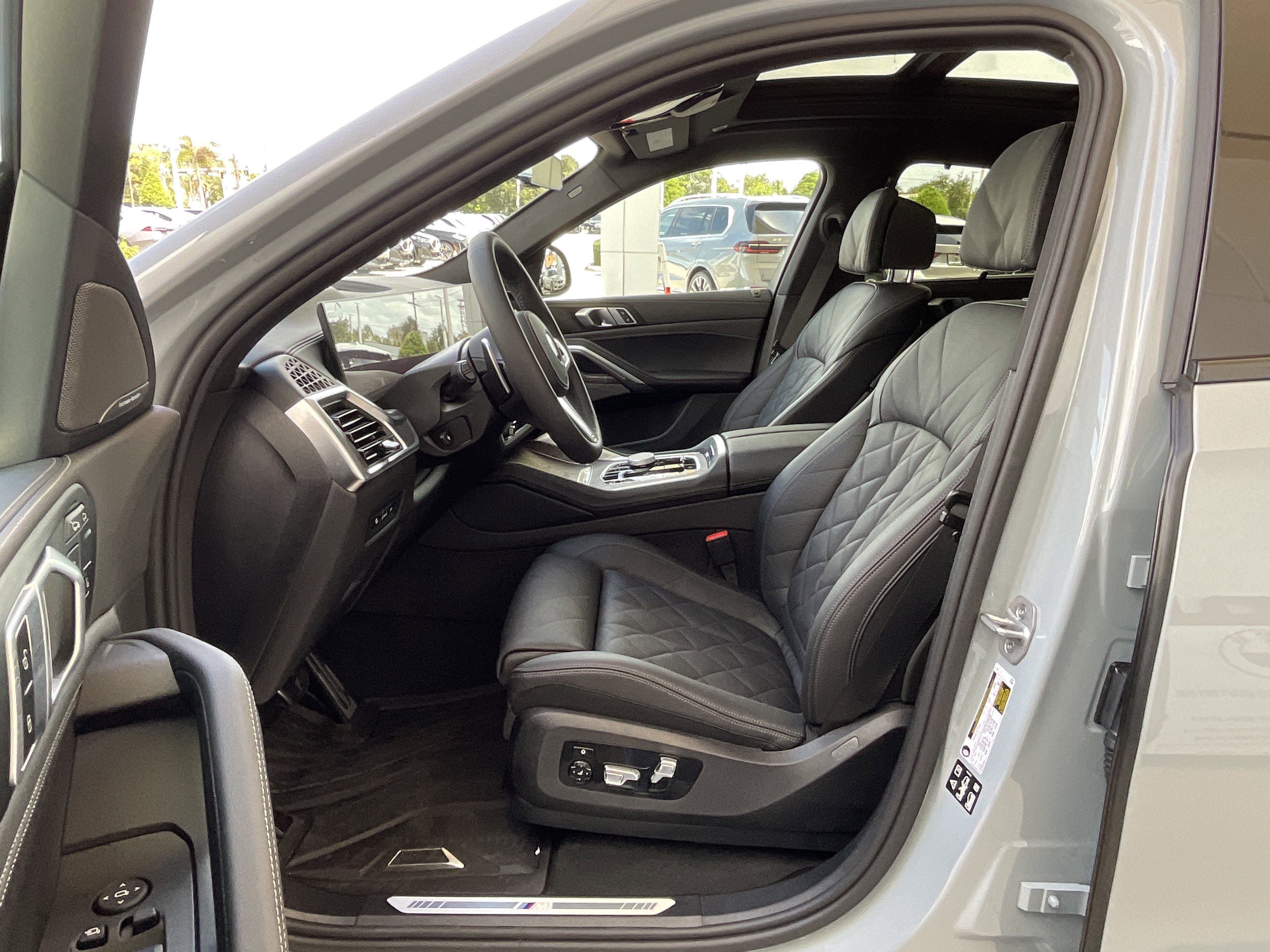 New 2027 BMW X6 xDrive40i AWD/4WD image 10