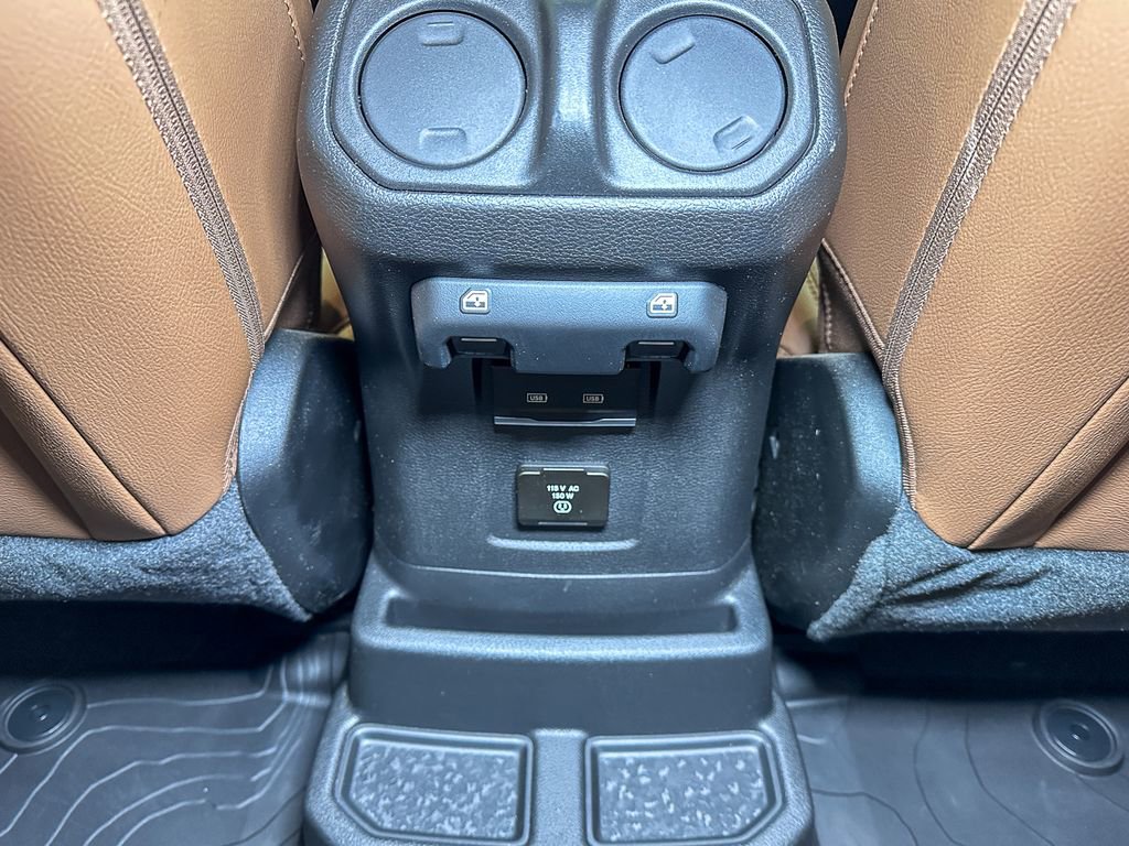 Certified 2022 Jeep Wrangler Unlimited Sahara w/ LED Lighting Group image 28