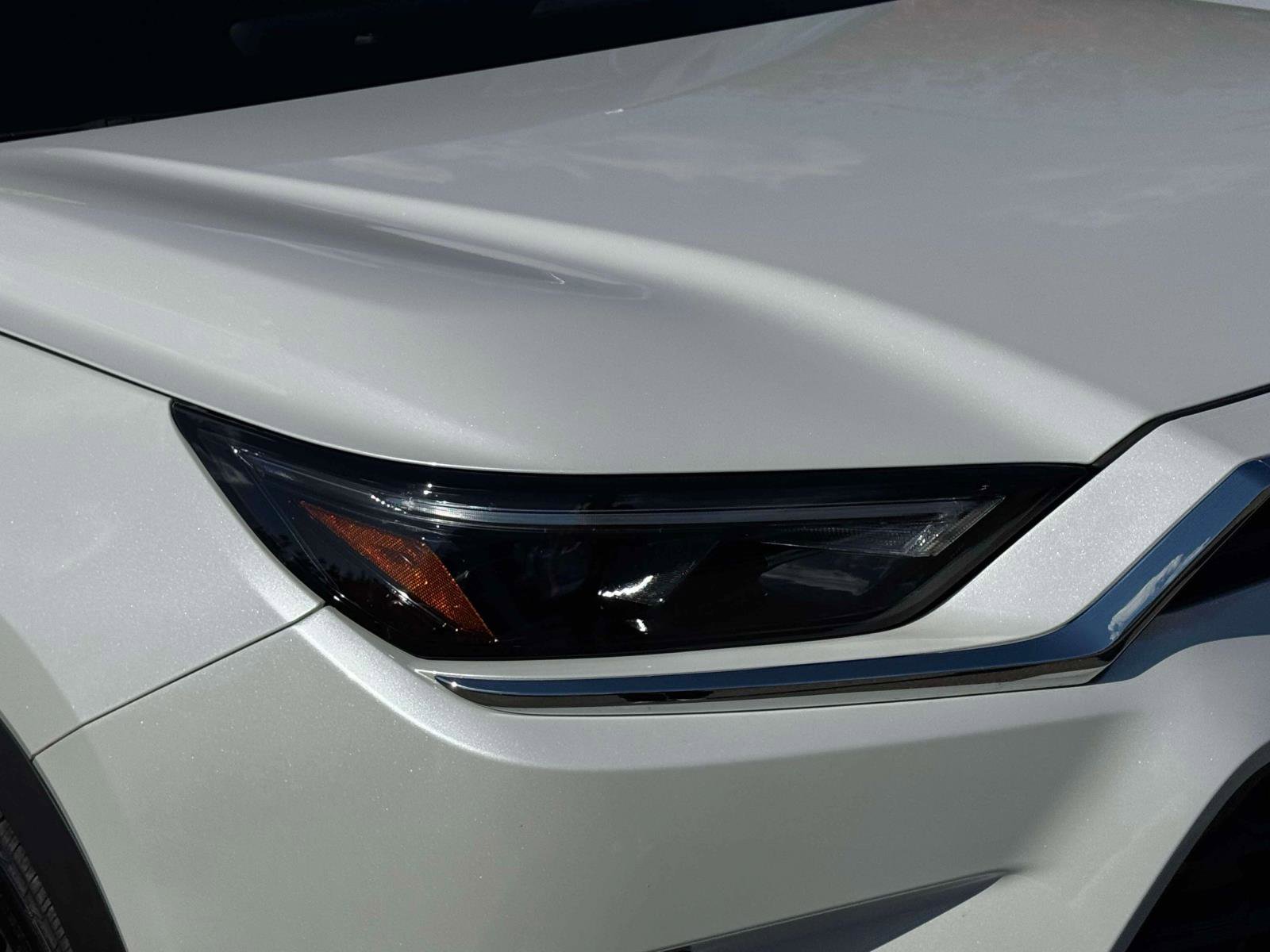 Used 2024 Toyota Grand Highlander AWD image 7