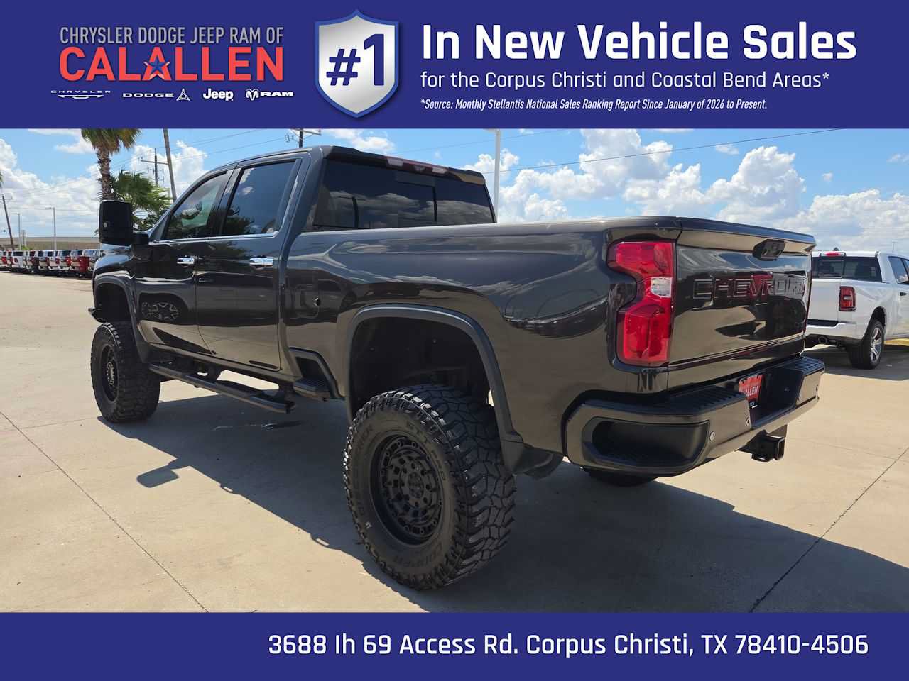 Used 2020 Chevrolet Silverado 2500 LTZ w/ LTZ Premium Package AWD/4WD image 12