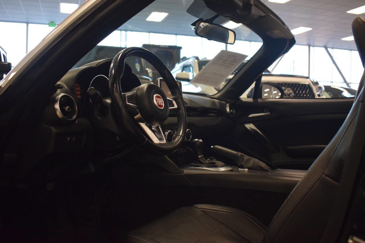 Used 2017 FIAT 124 Spider Lusso image 36