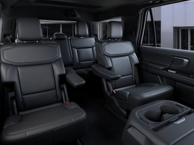 New 2027 Ford Expedition Platinum w/ Stealth Performance Package AWD/4WD image 11