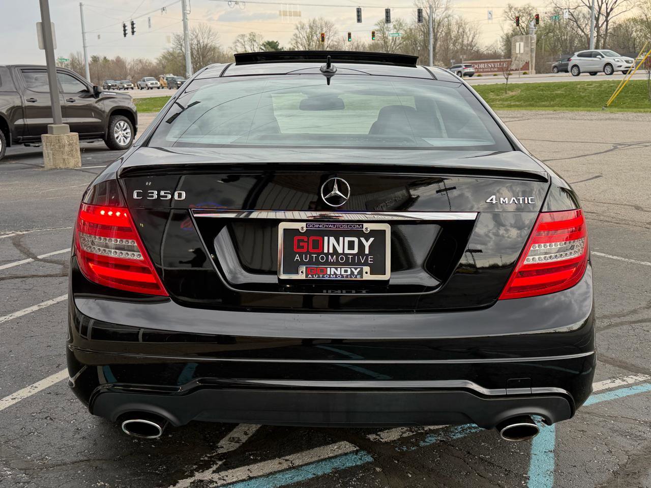 Used 2015 Mercedes-Benz C 350 4MATIC Coupe image 4