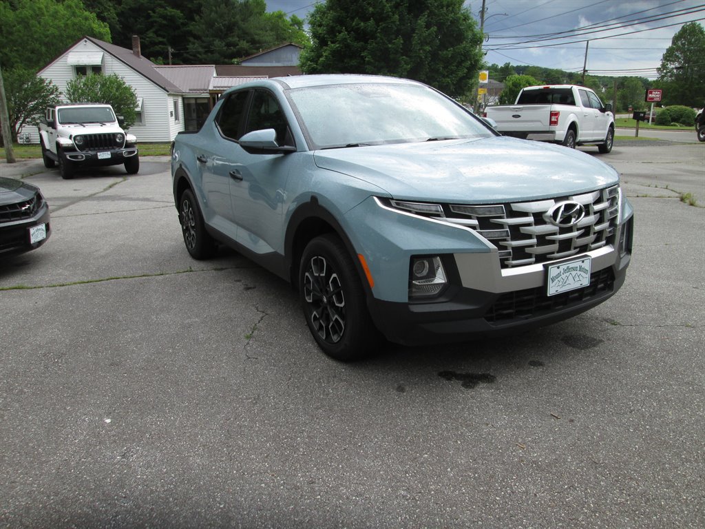 Used 2023 Hyundai Santa Cruz SEL AWD/4WD image 3