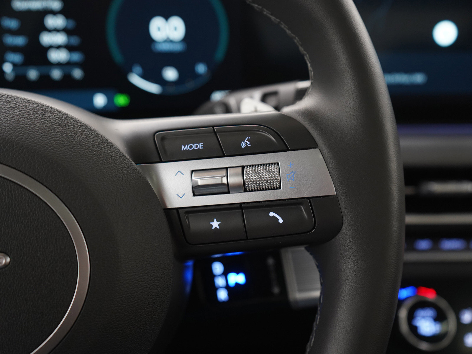 Certified 2025 Hyundai Sonata Limited FWD image 25