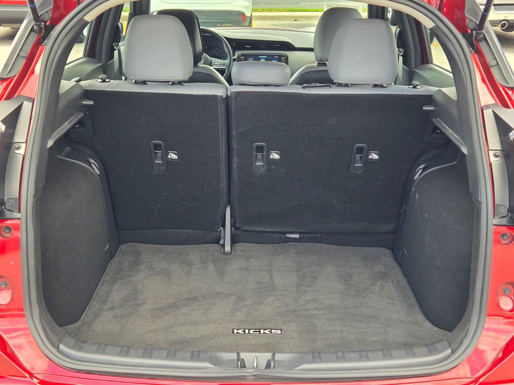 Used 2024 Nissan Kicks SR w/ SR Premium Package FWD image 21