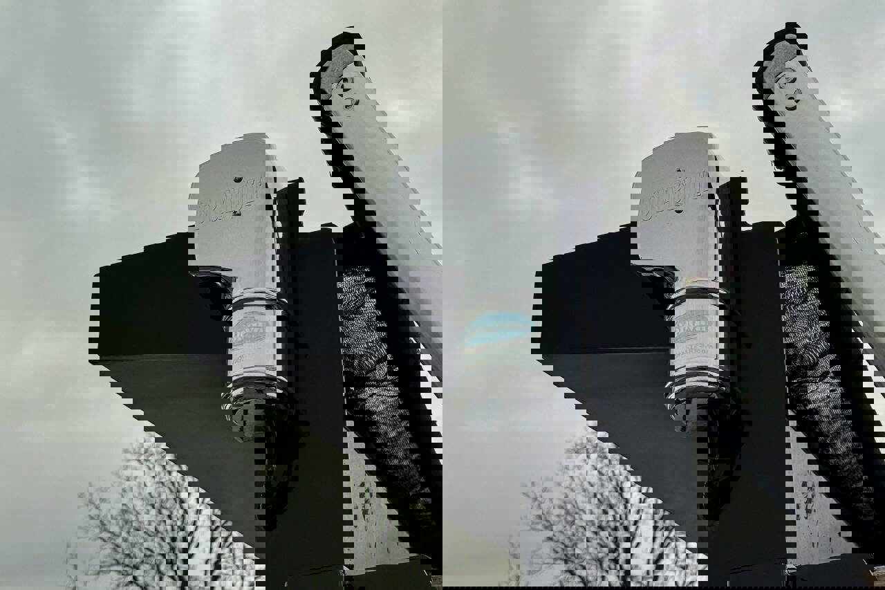 Used 2023 Ford F650 2WD Regular Cab Super Duty image 22