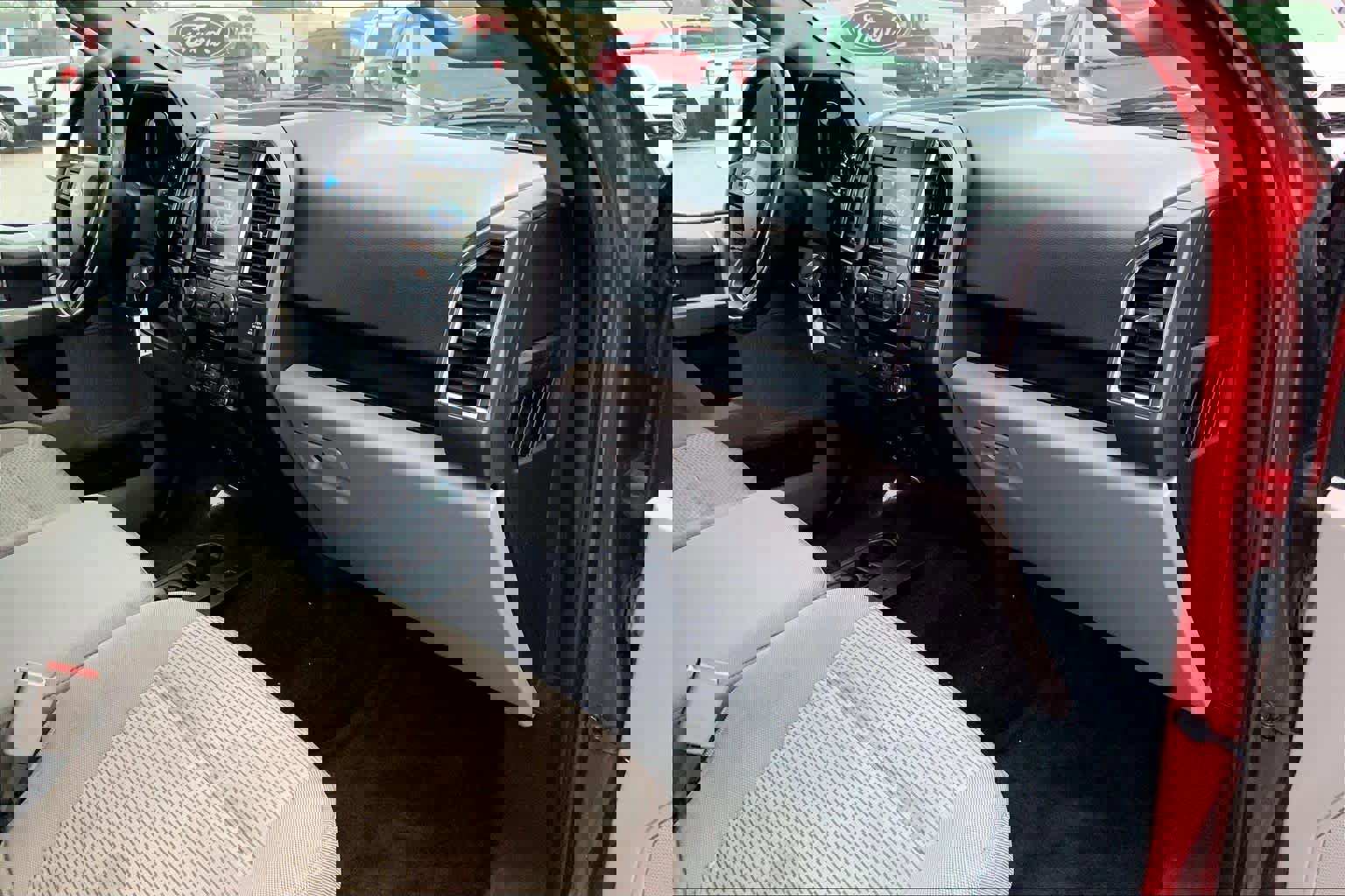 Used 2015 Ford F150 XLT w/ Equipment Group 302A Luxury image 17