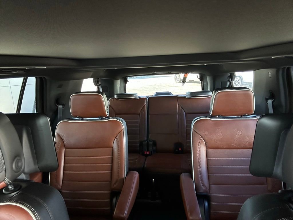 Used 2023 GMC Yukon Denali Ultimate AWD/4WD image 27