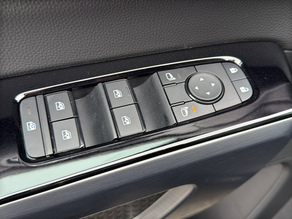 New 2026 Nissan Pathfinder SL image 12