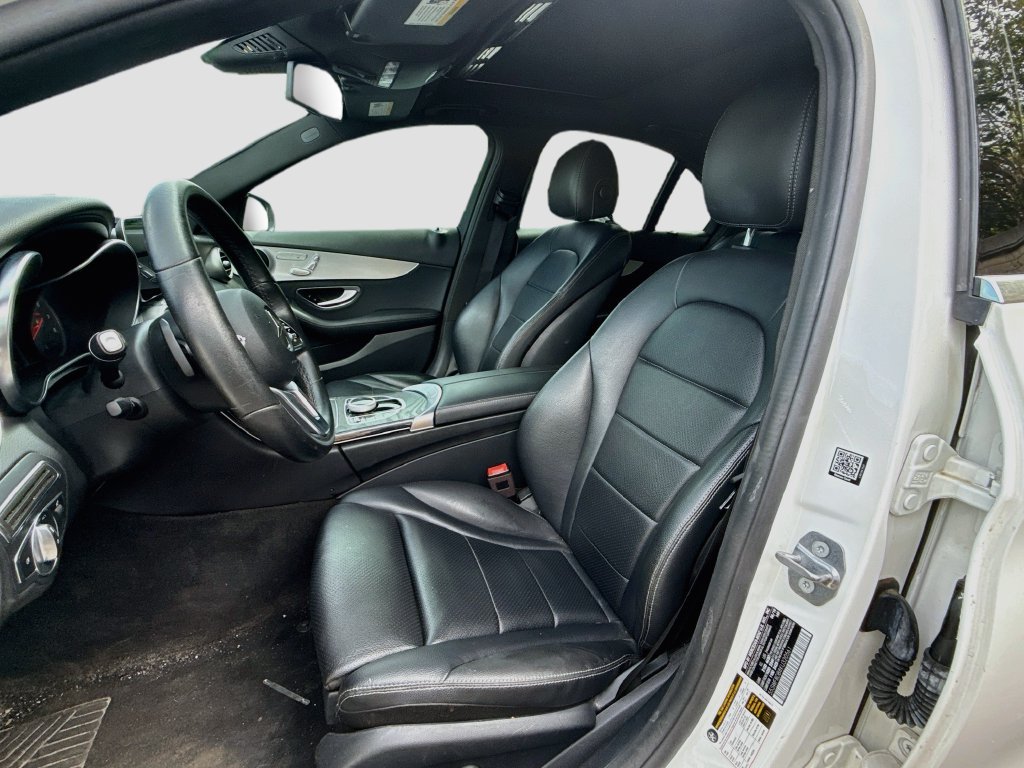 Used 2019 Mercedes-Benz C 300 Sedan w/ Premium Package image 23