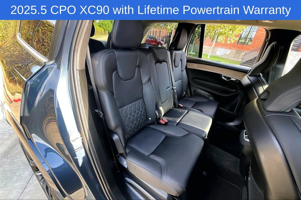 Certified 2025 Volvo XC90 B6 Plus AWD/4WD image 37