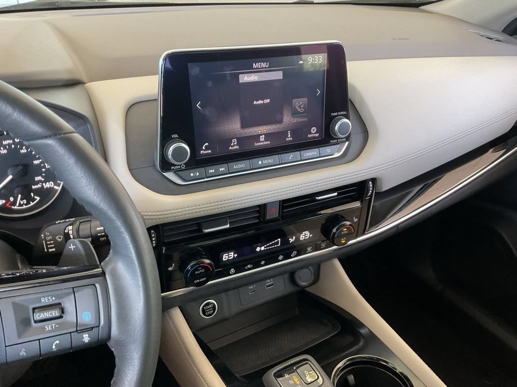 Used 2023 Nissan Rogue SL AWD/4WD image 14