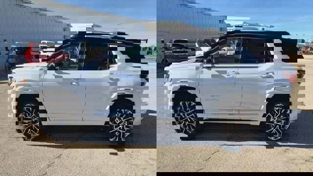 New 2026 GMC Terrain Denali image 5