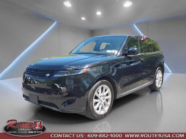 Used 2025 Land Rover Range Rover Sport SE AWD/4WD image 8