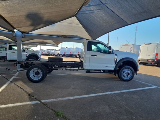 New 2026 Ford F450 XL w/ XL Chrome Package RWD image 8