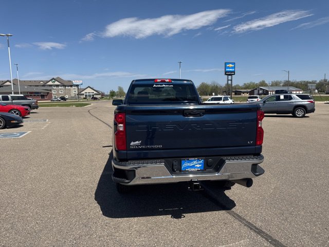 Used 2023 Chevrolet Silverado 2500 LT w/ Convenience Package AWD/4WD image 5