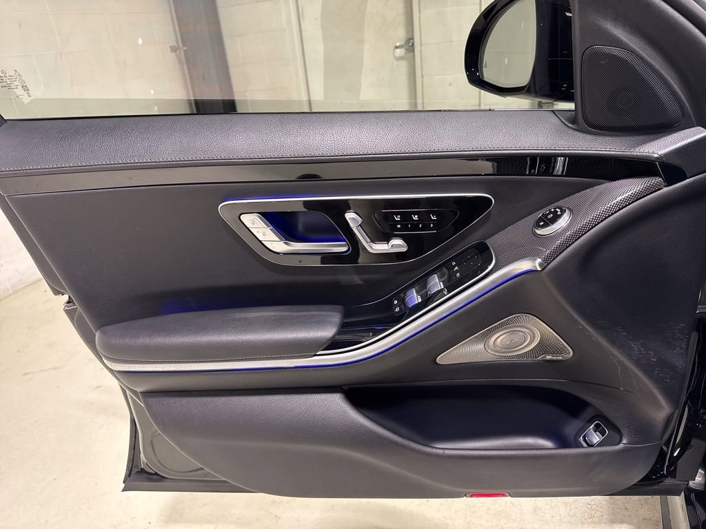 Used 2023 Mercedes-Benz S 500 4MATIC w/ AMG Line image 13