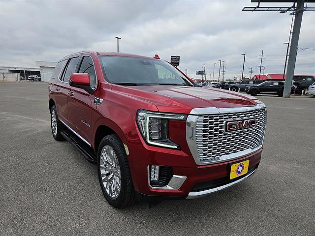 Certified 2023 GMC Yukon SLT w/ SLT Premium Package image 7