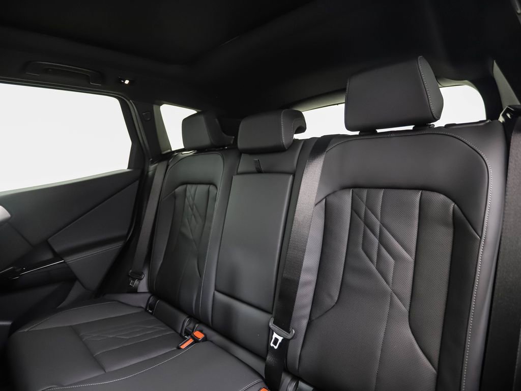 New 2026 BMW X3 xDrive30 w/ Convenience Package image 23