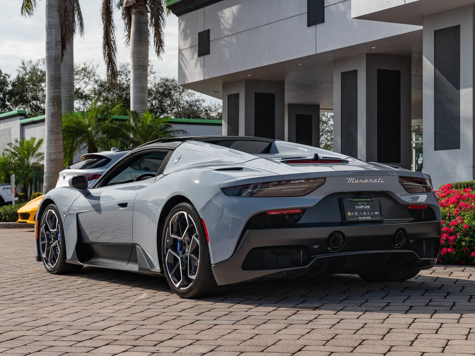 Used 2023 Maserati MC20 Spyder image 40
