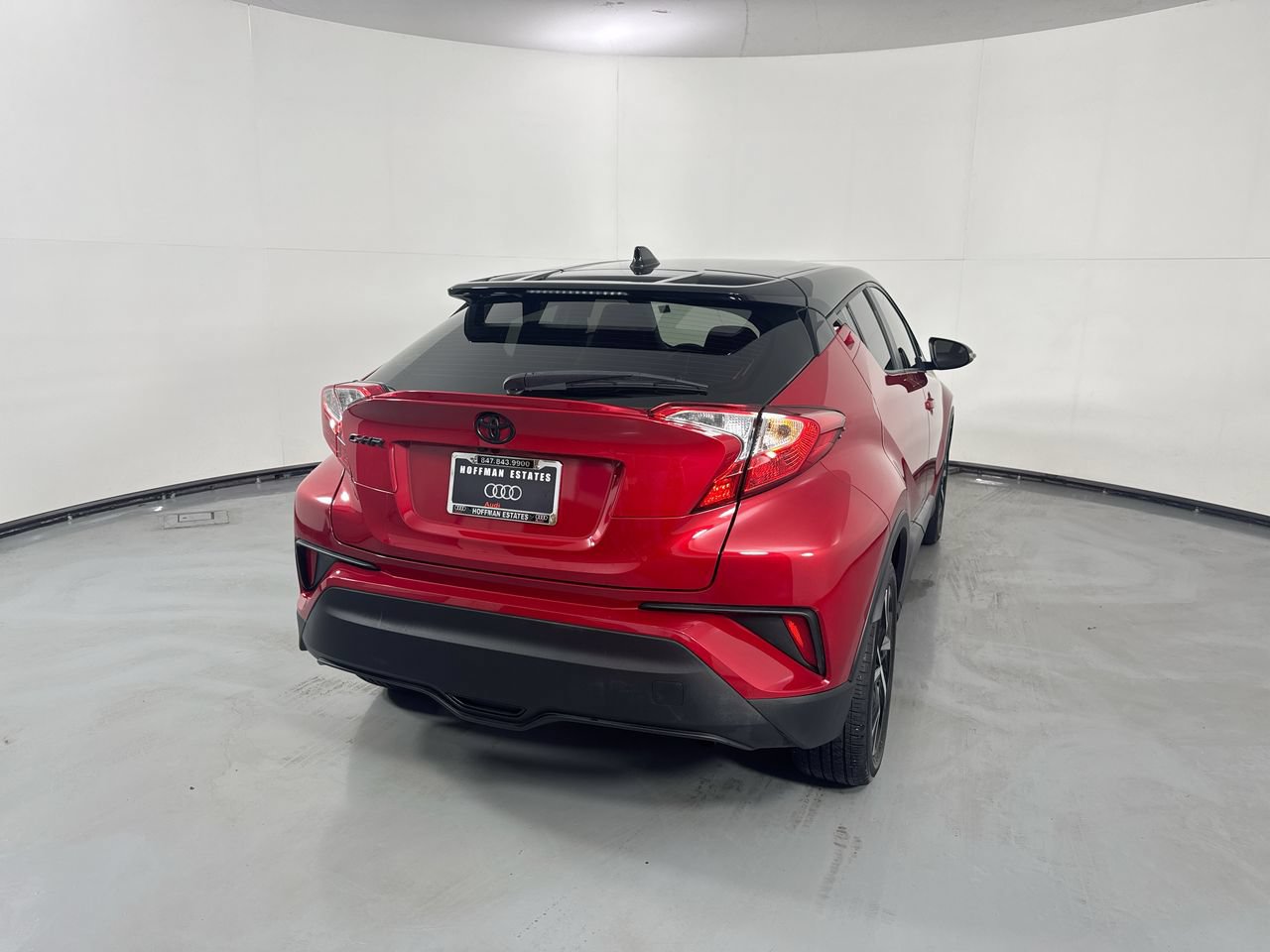 Used 2020 Toyota C-HR XLE FWD image 35