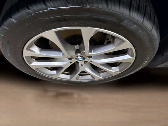 Used 2024 BMW X5 xDrive40i AWD/4WD image 10