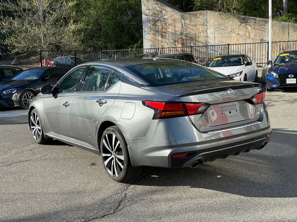 Used 2019 Nissan Altima 2.5 Platinum image 4