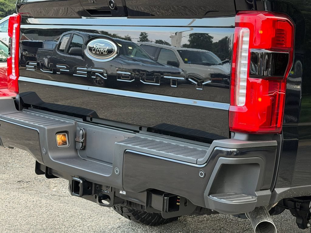 New 2026 Ford F250 XLT w/ XLT Premium Package AWD/4WD image 6