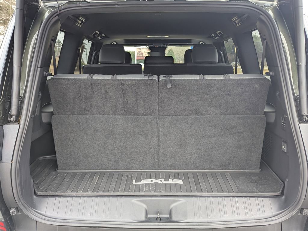Used 2024 Lexus GX 550 w/ Accessory Package (Z1) AWD/4WD image 6