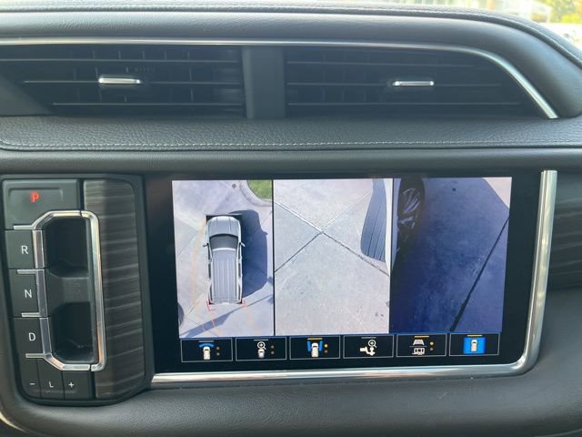 Used 2021 GMC Yukon XL Denali w/ Denali Premium Package image 30