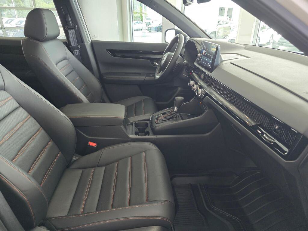 Used 2026 Honda CR-V Sport Touring image 44