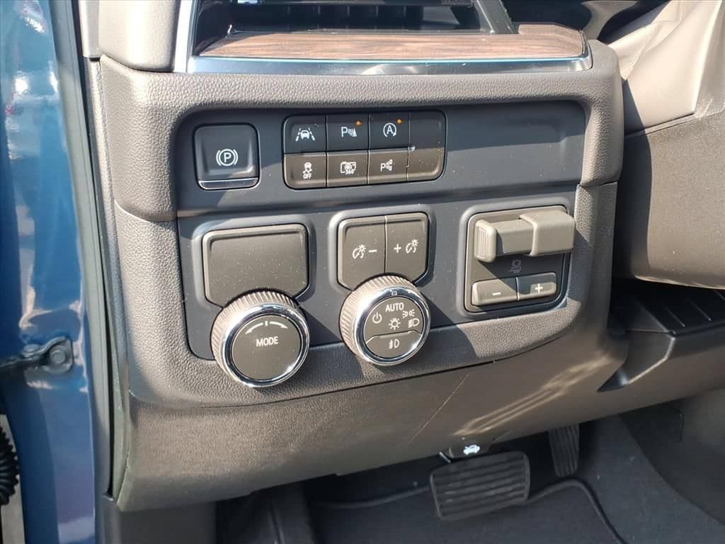 New 2026 Chevrolet Tahoe LT w/ Comfort Package RWD image 15