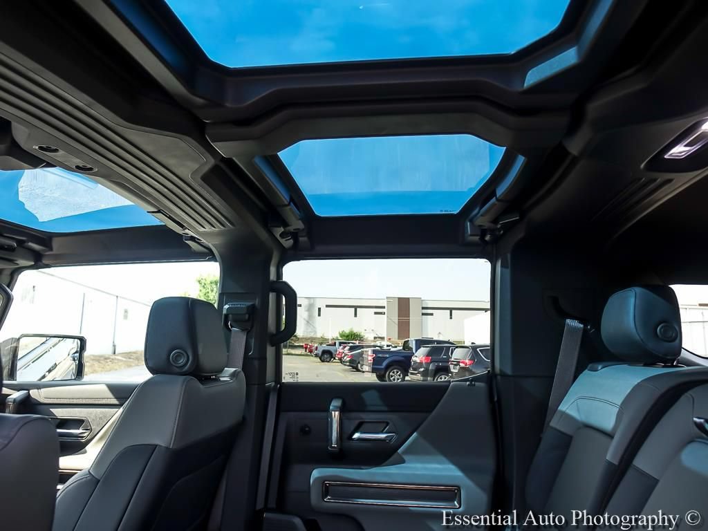 Used 2025 GMC Hummer EV 2X AWD/4WD image 13