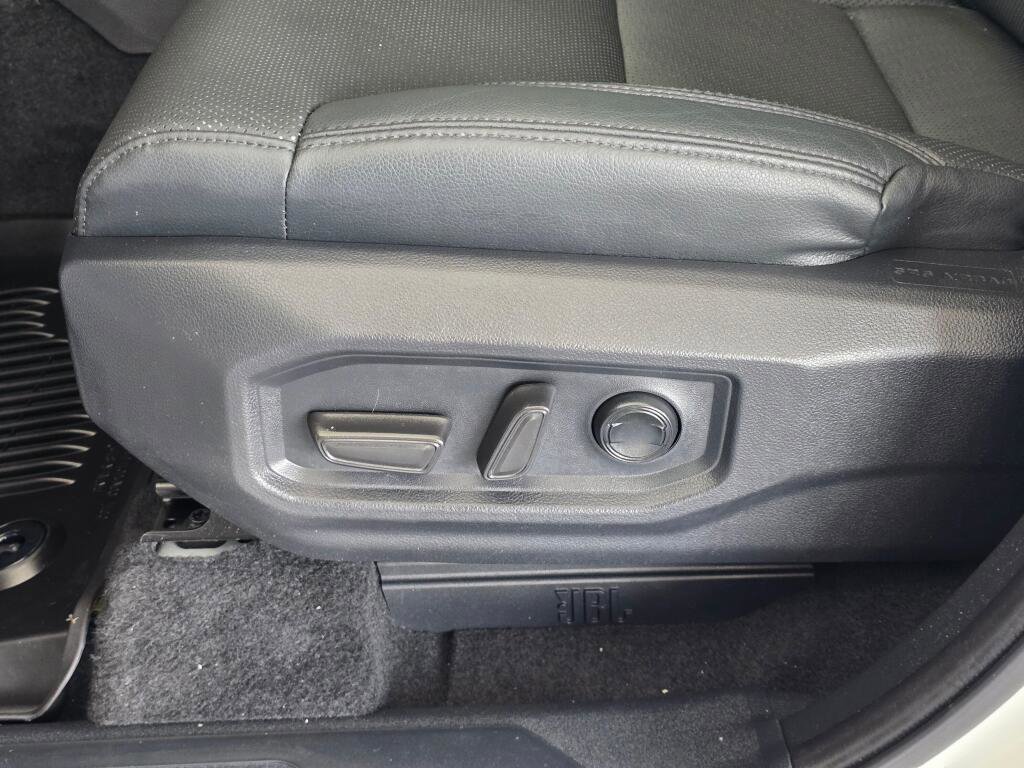 Certified 2025 Toyota Sequoia Limited AWD/4WD image 24