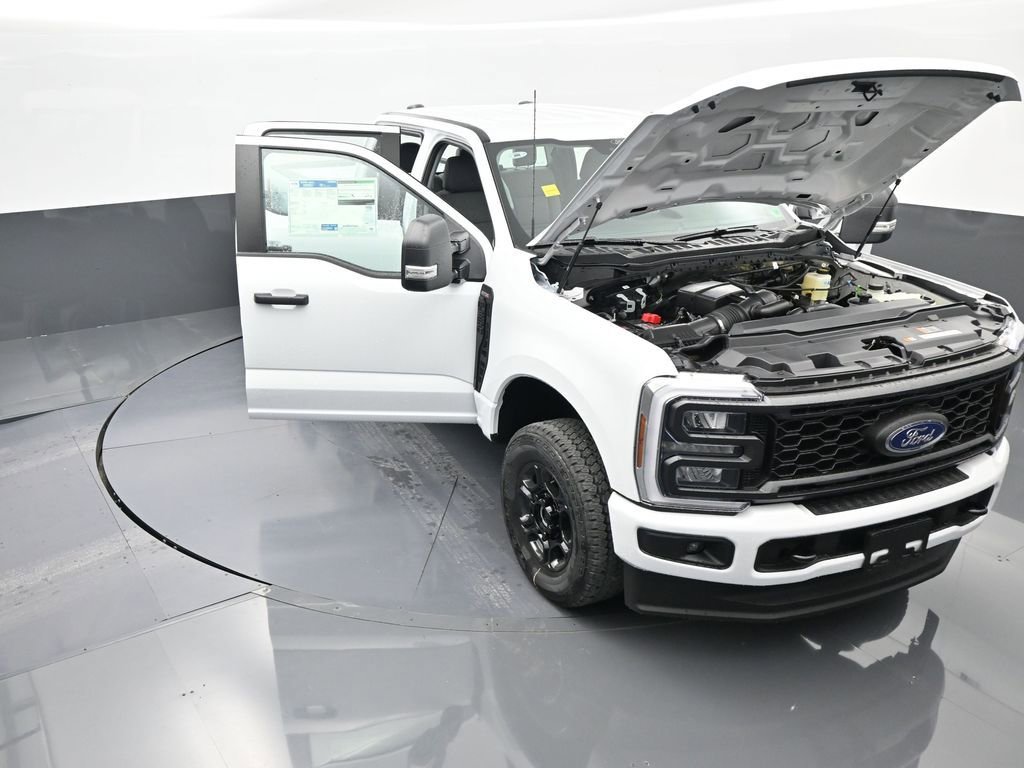 New 2026 Ford F350 4x4 Crew Cab Super Duty image 62