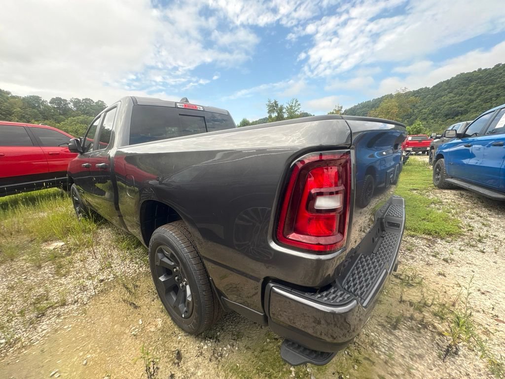 New 2026 RAM 1500 Express AWD/4WD image 12