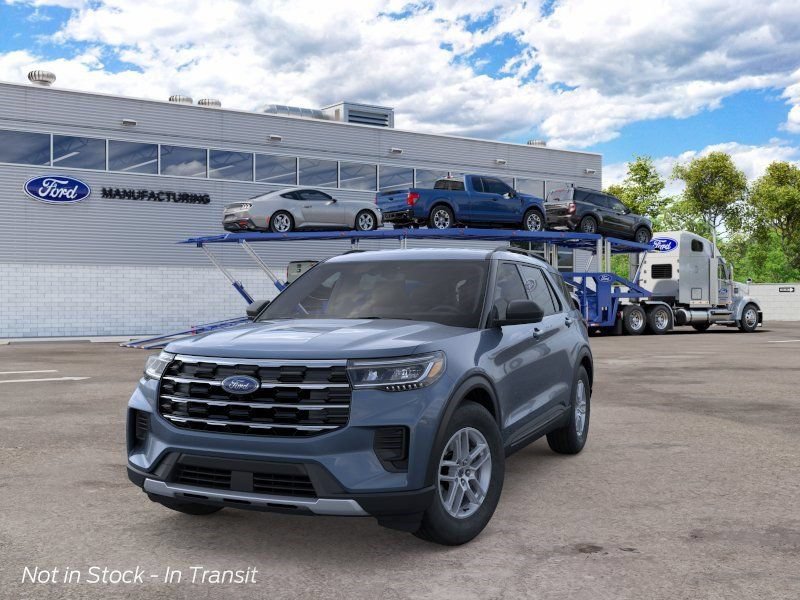 New 2026 Ford Explorer Active RWD image 2