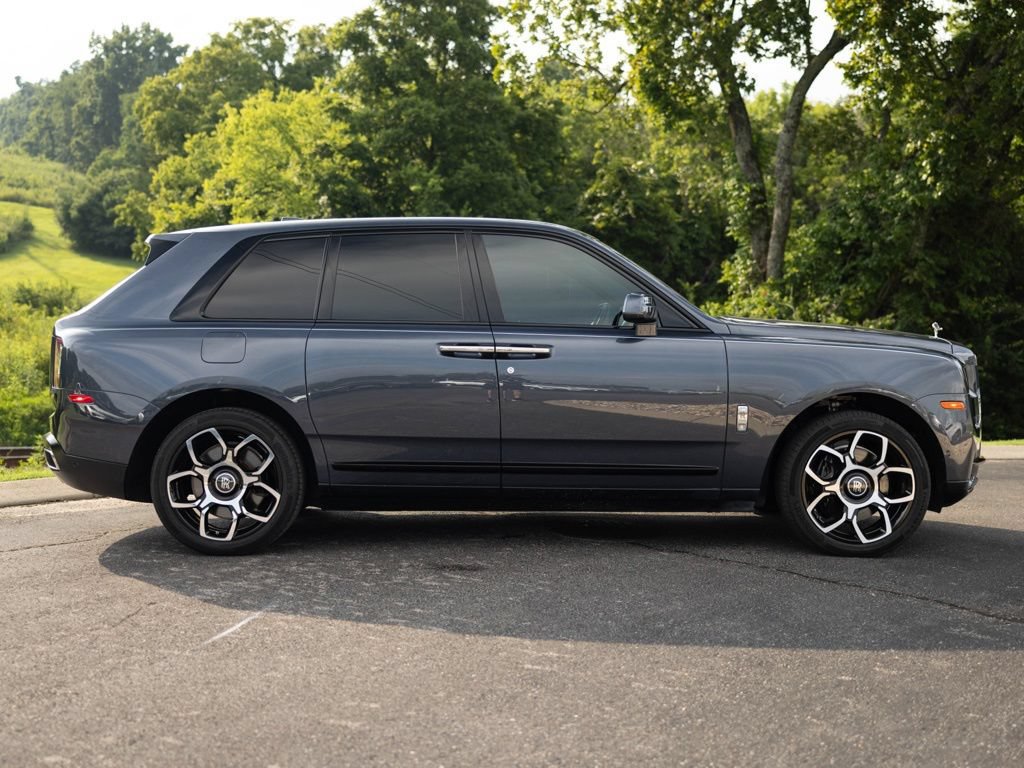 Certified 2022 Rolls-Royce Cullinan w/ Cullinan Package AWD/4WD image 10