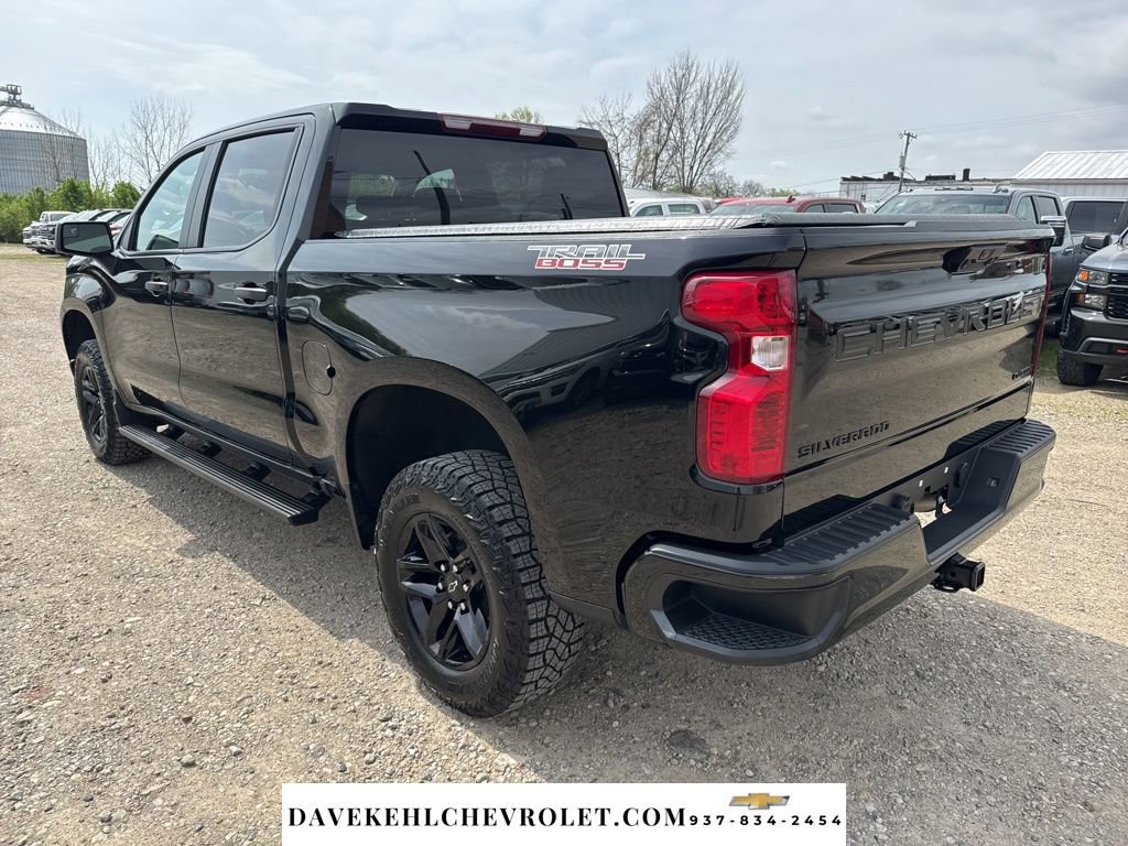 Used 2024 Chevrolet Silverado 1500 Custom Trail Boss w/ LPO, Dark Essentials Package image 3