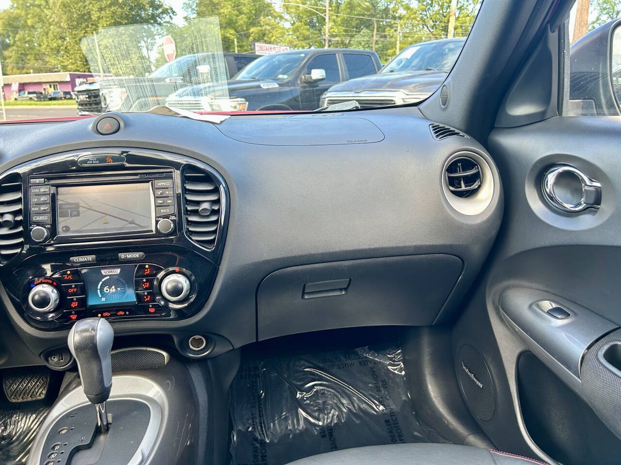 Used 2017 Nissan Juke SL FWD image 20