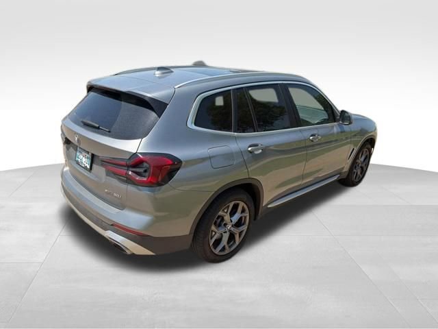 Used 2023 BMW X3 xDrive30i w/ Convenience Package AWD/4WD image 3